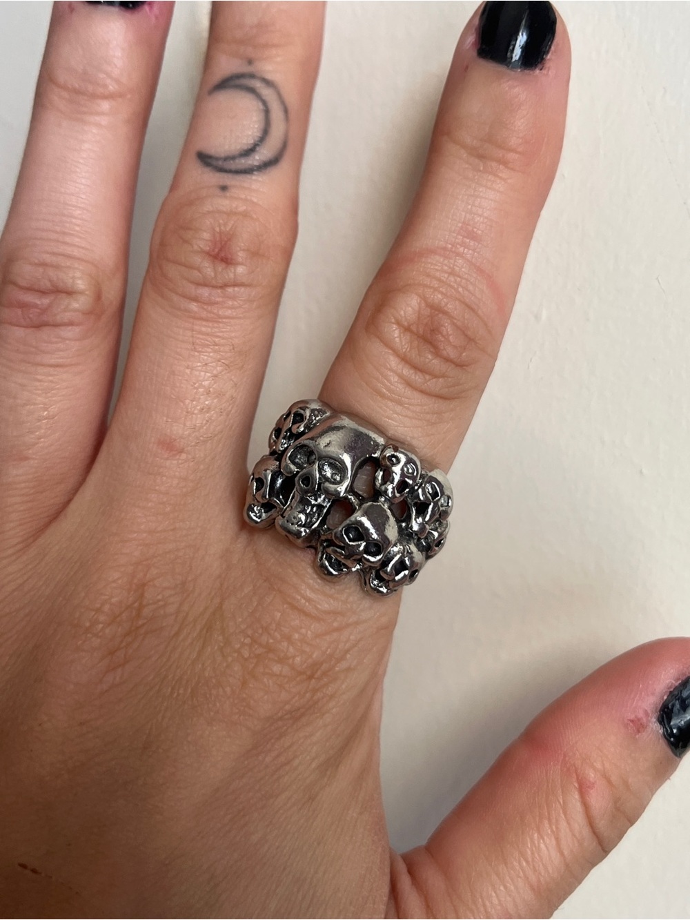 Chunky Skull Stack Ring - Silver Tone